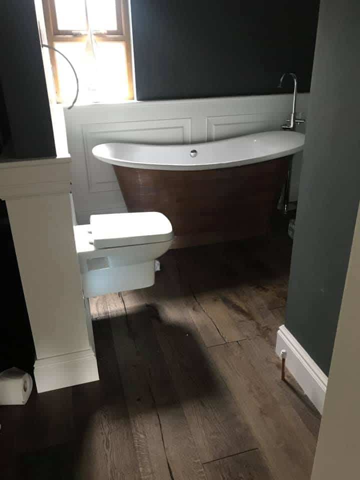 Free standing bath fitted